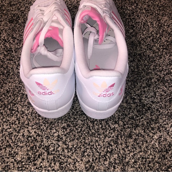 Adidas Originals Superstar “White Bliss Pink” NWOT, in excellent condition - Picture 4 of 5